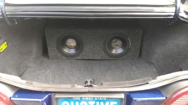 1993 Blue Ford Taurus Sedan