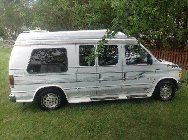 1993 White Ford E-Series Van Van Camper