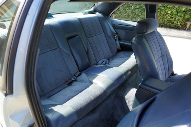 1993 Blue Ford Thunderbird Coupe