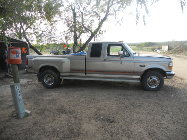 1993 Brown Ford F-350 Extended Cab Pickup