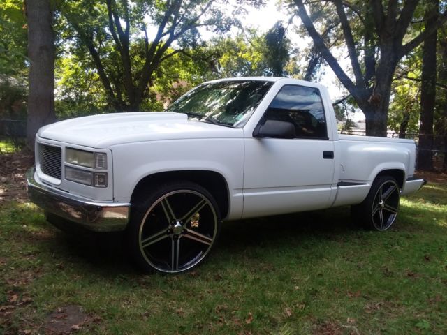 1993 Red GMC Sierra 1500 Standard Cab Pickup