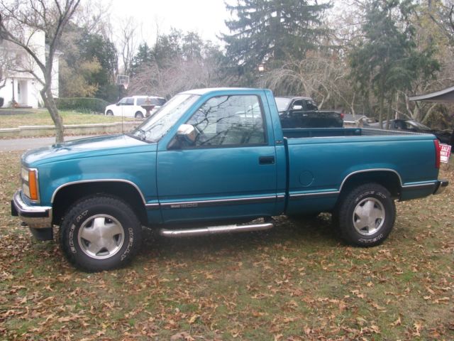 1993 Teal GMC Sierra 1500 Standard Cab Pickup