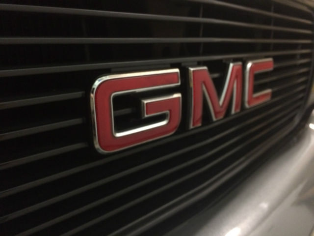 1993 Black GMC Typhoon SUV