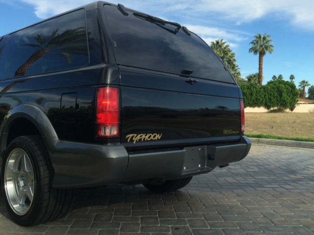 1993 Black GMC Typhoon SUV