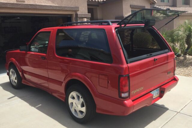 1993 Red GMC Typhoon SUV