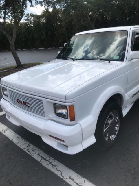 1993 White GMC Typhoon