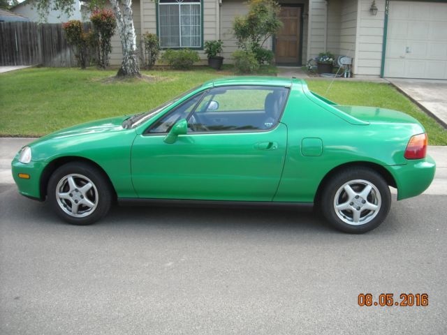 1993 Samba Green Honda Del Sol 2 Dr Coupe with removable top