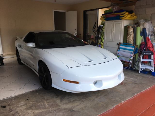 1993 White Pontiac Trans Am Coupe