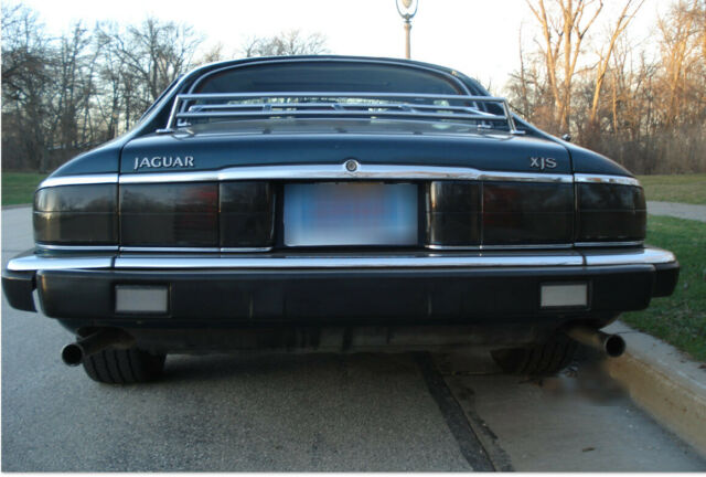 1993 Kingfisher Metallic Blue Jaguar XJS Coupe