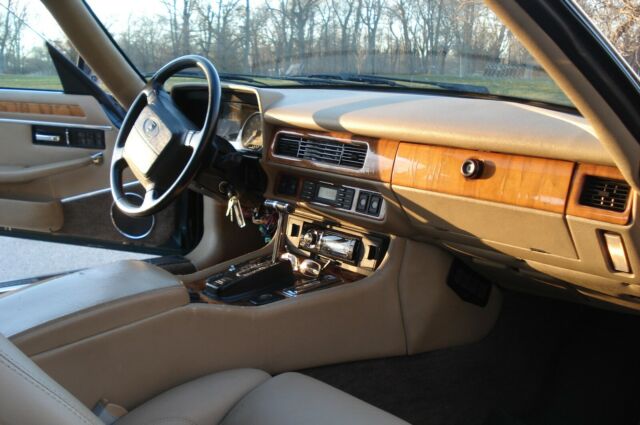 1993 Kingfisher Metallic Blue Jaguar XJS Coupe