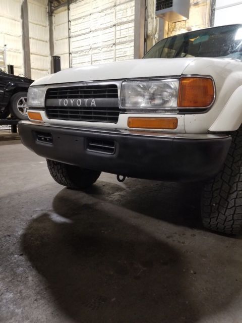1993 White Toyota Land Cruiser SUV