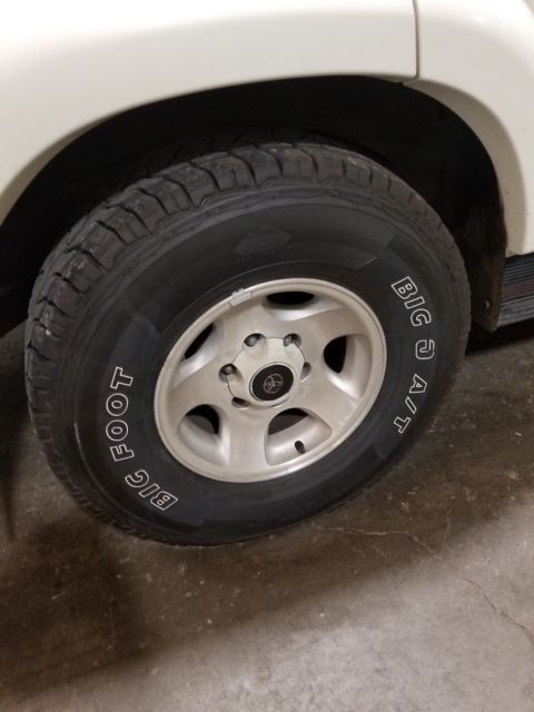 1993 White Toyota Land Cruiser SUV