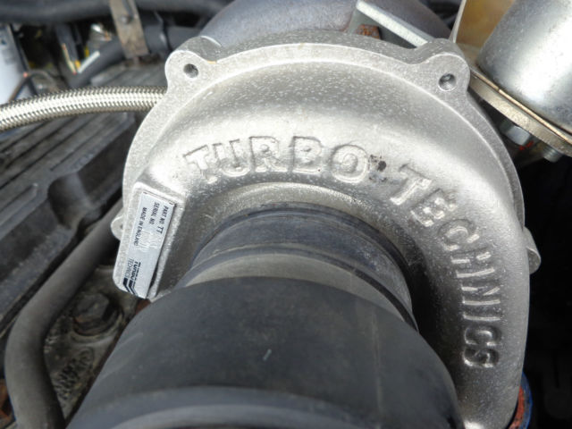 1993 White Land Rover Defender SUV