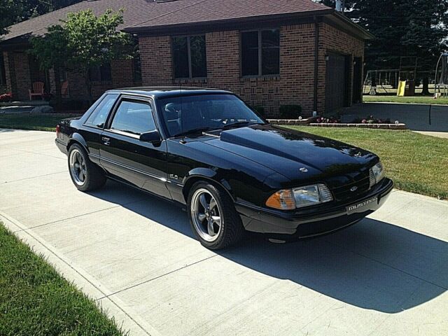 1993 Black Ford Mustang Coupe