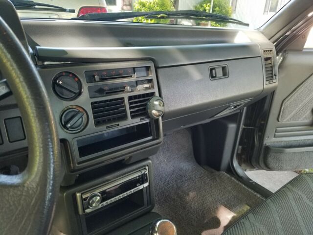 1993 Gray Mazda B-Series Pickups Extended Cab Pickup