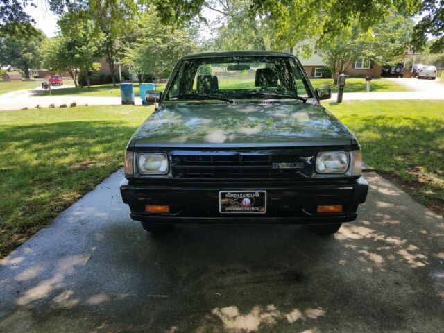 1993 Gray Mazda B-Series Pickups Extended Cab Pickup