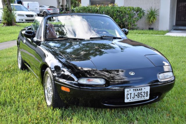 1993 Black Mazda MX-5 Miata Convertible