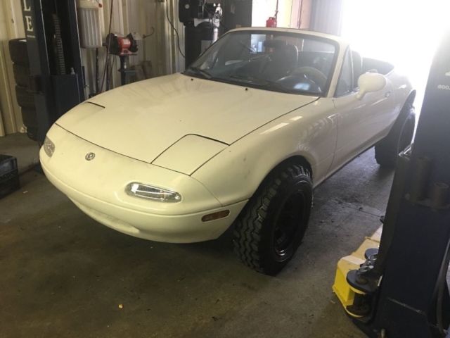 1993 Mazda MX-5 Miata Convertible