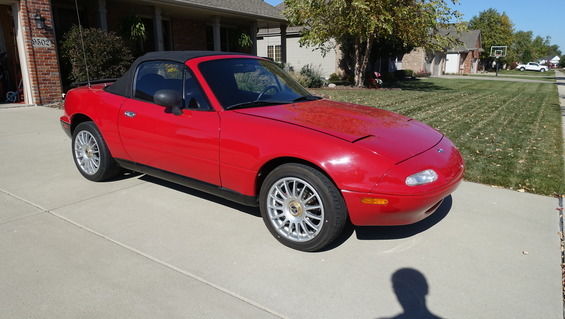 1993 White Mazda MX-5 Miata --