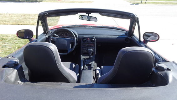 1993 White Mazda MX-5 Miata --