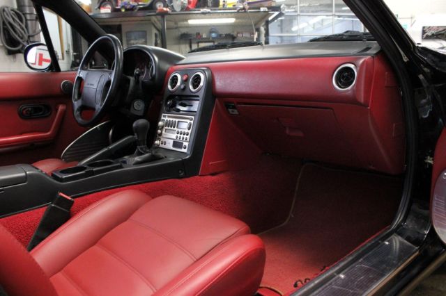 1993 Black Mazda MX-5 Miata LE, blk/red, 79k