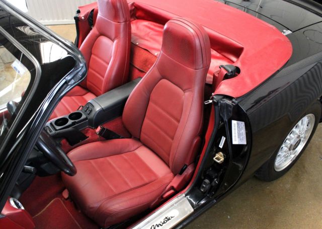 1993 Black Mazda MX-5 Miata LE, blk/red, 79k