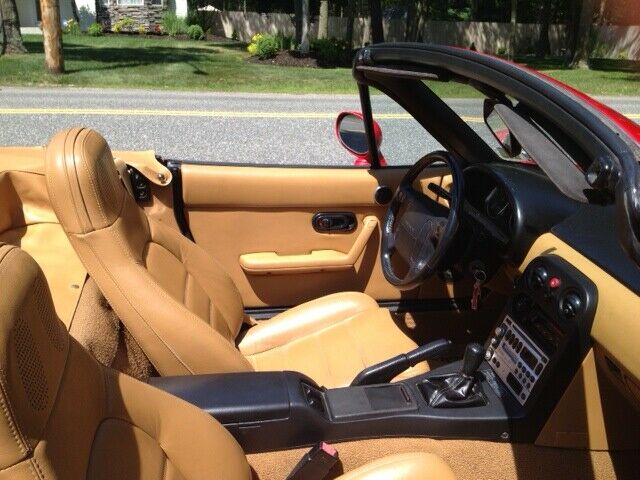 1993 Red Mazda MX-5 Miata Convertible