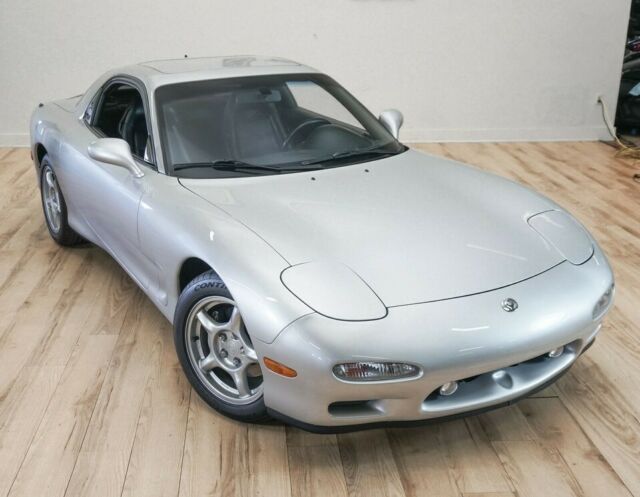 1993 Silver Stone Metallic Mazda RX-7 Coupe