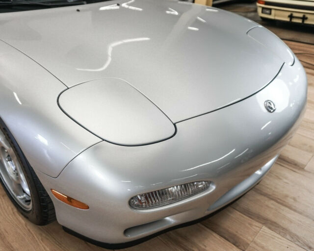 1993 Silver Stone Metallic Mazda RX-7 Coupe