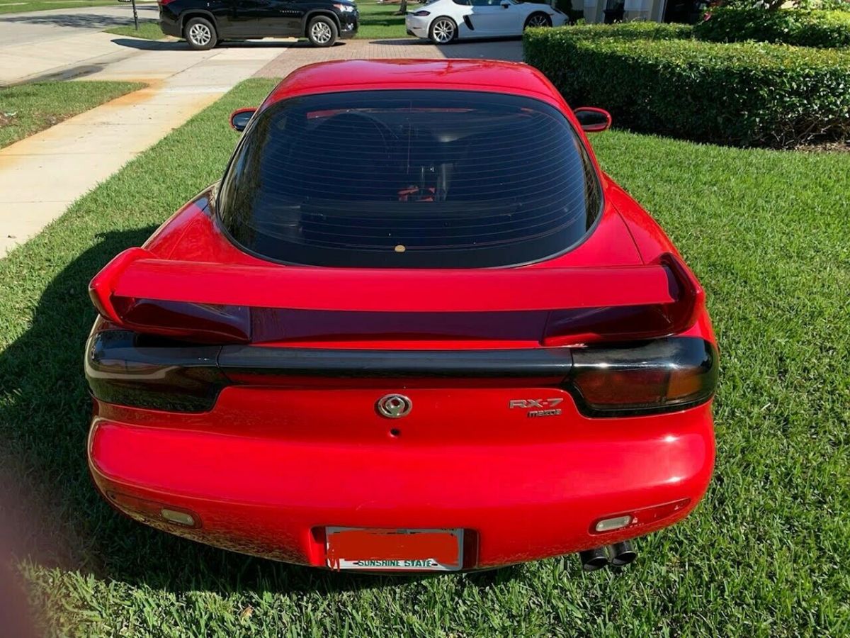 1993 Red Mazda RX-7 Coupe