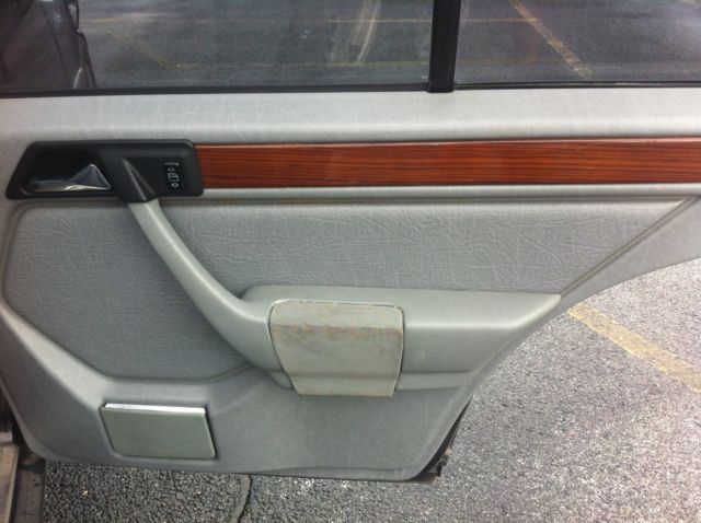 1993 pearl back Mercedes-Benz 300-Series station wagon