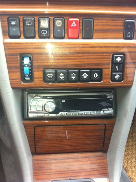 1993 pearl back Mercedes-Benz 300-Series station wagon