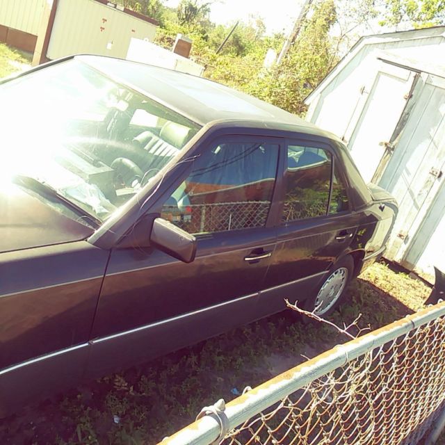 1993 Mercedes-Benz 300-Series Coupe