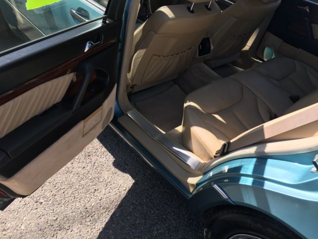 1993 Mercedes-Benz 400-Series