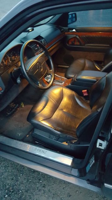 1993 Mercedes-Benz 400-Series