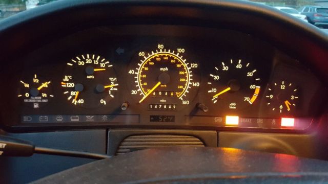 1993 Mercedes-Benz 400-Series