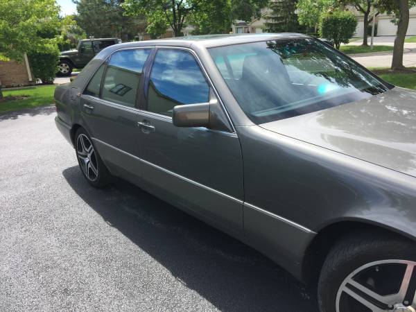 1993 Gray Mercedes-Benz S-Class Sedan