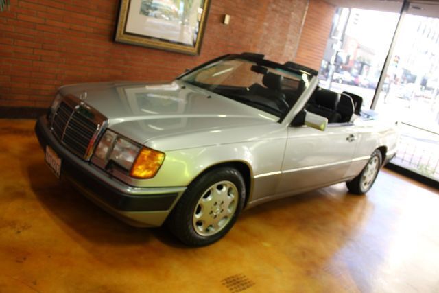 1993 Gray Mercedes-Benz 300-Series Convertible