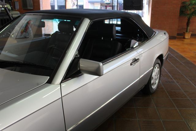 1993 Gray Mercedes-Benz 300-Series Convertible
