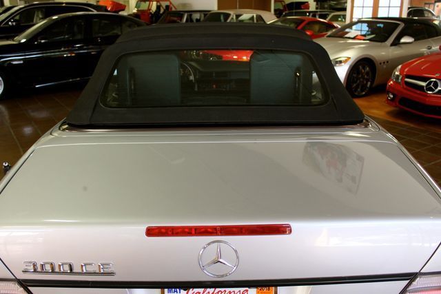 1993 Gray Mercedes-Benz 300-Series Convertible