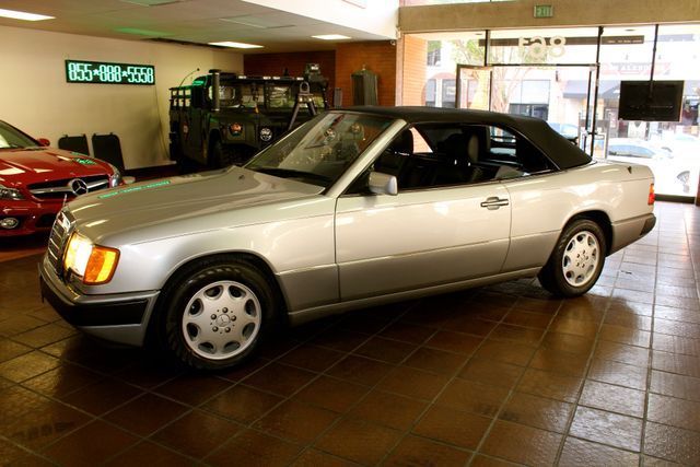 1993 Gray Mercedes-Benz 300-Series Convertible