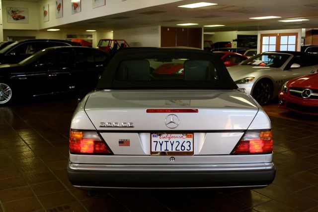 1993 Gray Mercedes-Benz 300-Series Convertible