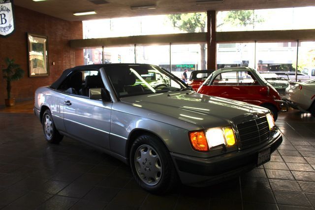 1993 Gray Mercedes-Benz 300-Series Convertible