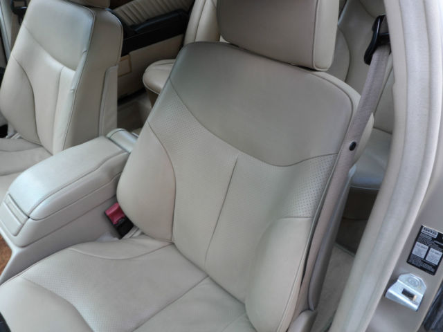 1993 Smoke Silver Mercedes-Benz 500-Series Sedan