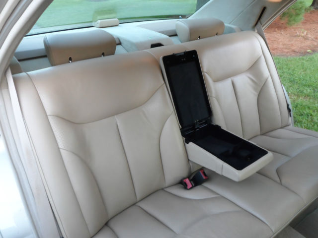 1993 Smoke Silver Mercedes-Benz 500-Series Sedan