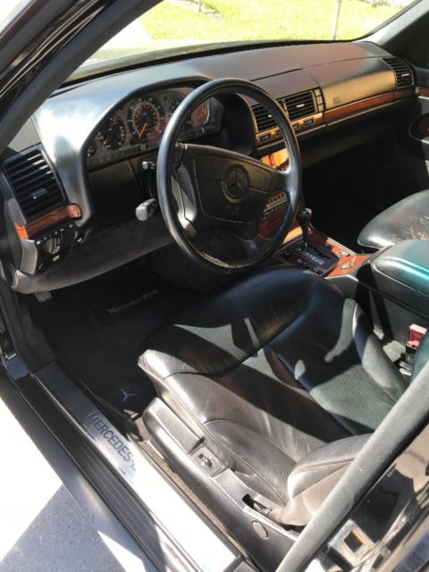 1993 Mercedes-Benz 300-Series