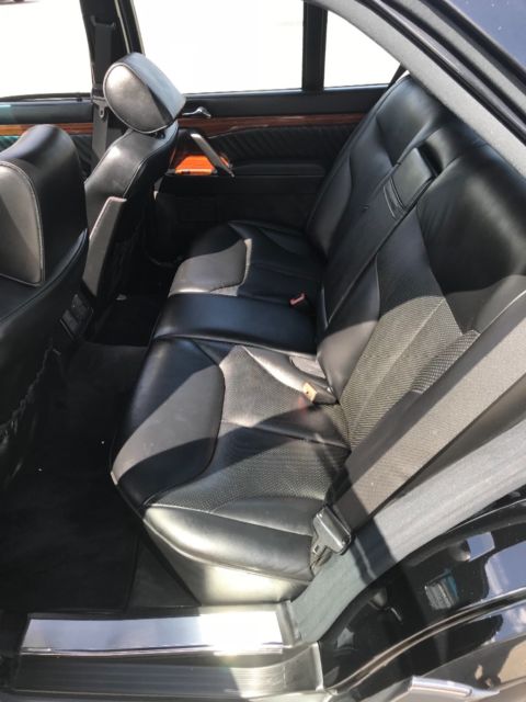 1993 Mercedes-Benz 300-Series