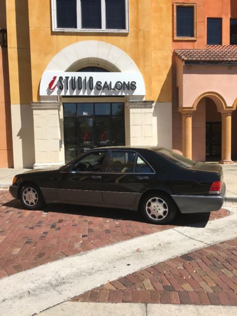 1993 Mercedes-Benz 300-Series