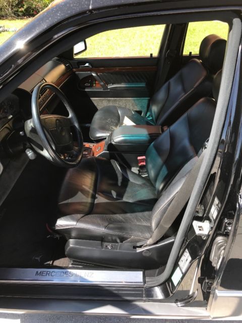 1993 Mercedes-Benz 300-Series