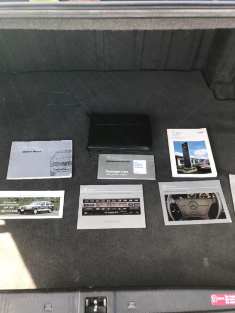 1993 Mercedes-Benz 300-Series